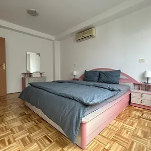 https://apartma-lunca-3.hotels-in-ljubljana.com