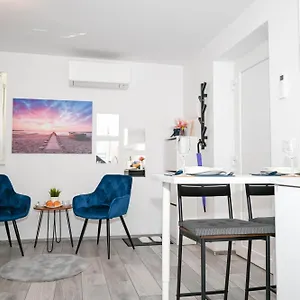 https://blue-apartma.hotels-in-ljubljana.com
